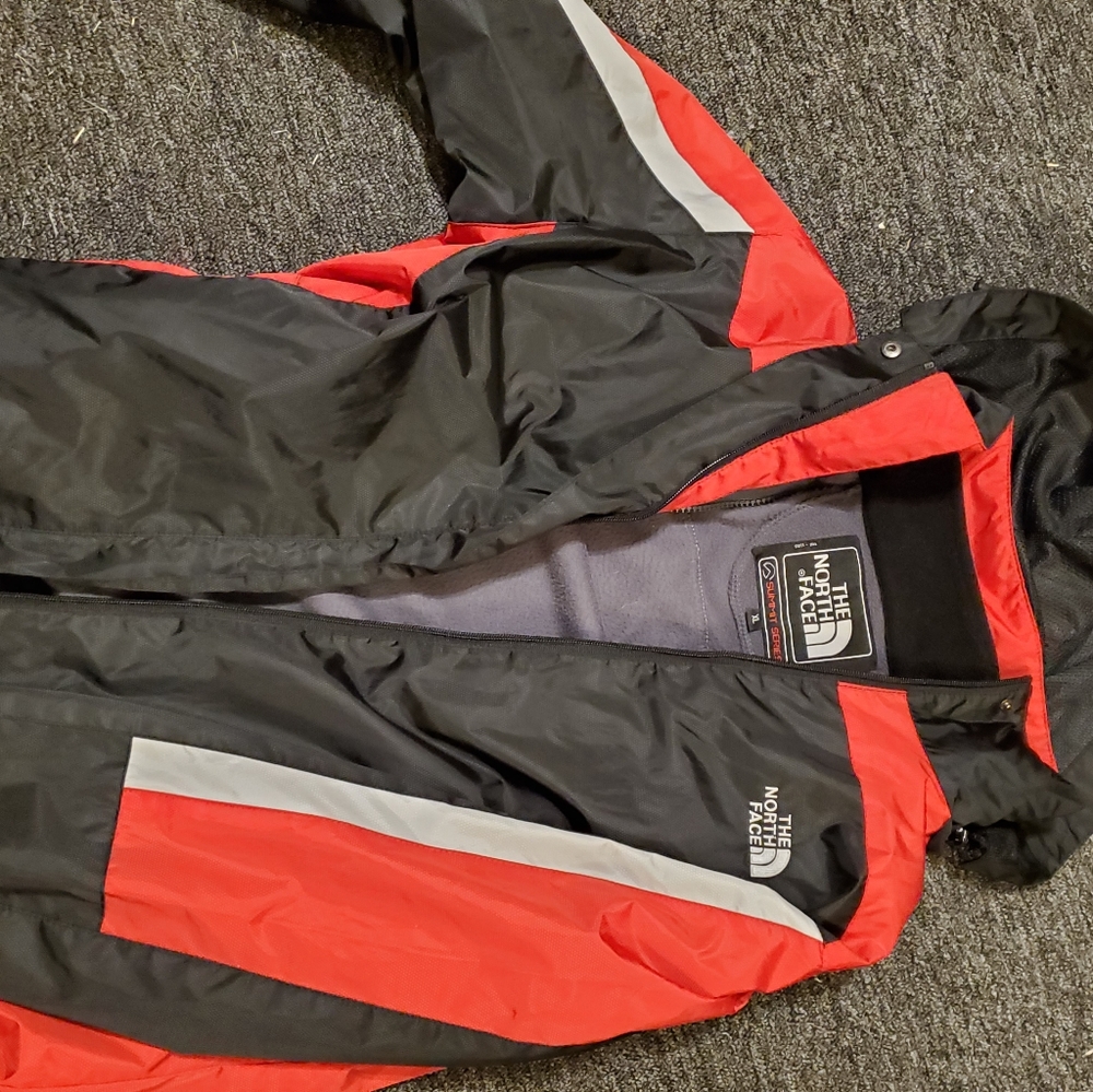 Northface (summit series) - Picture 2 of 6